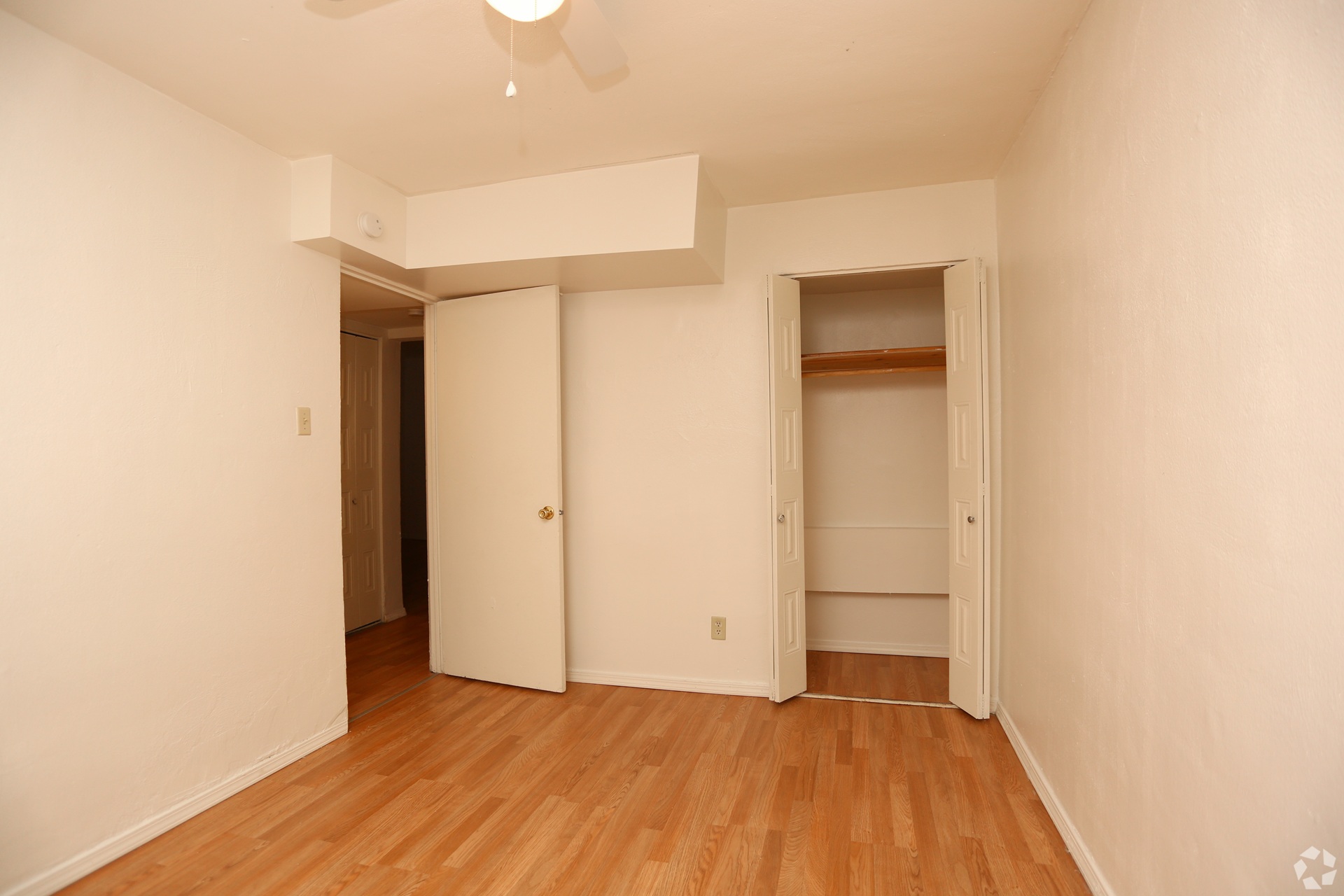 Springwood Apartments third bedroom in Saint Louis, MO