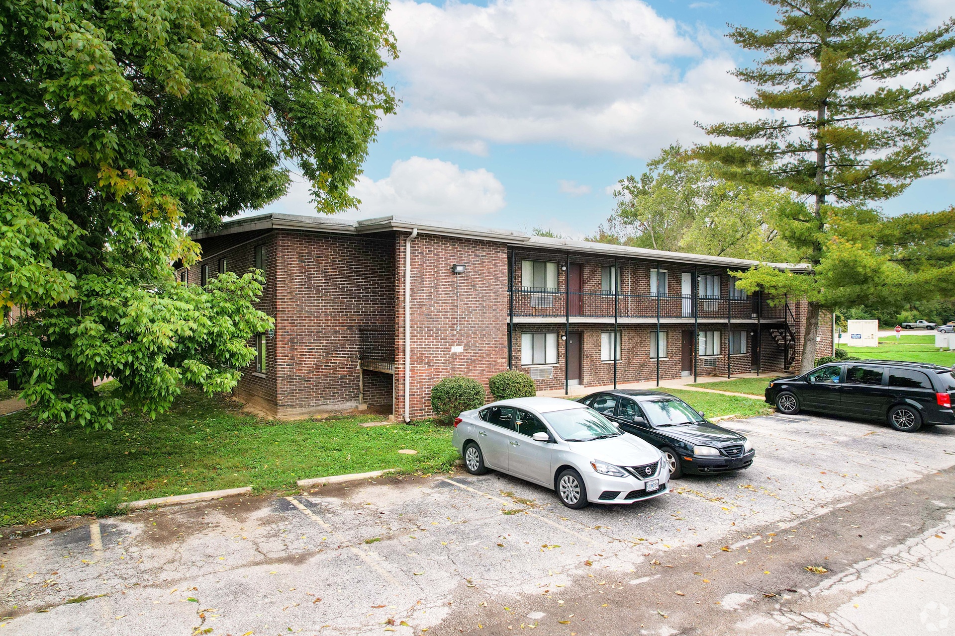 Springwood  Apartments exterior view in Saint Louis Missouri