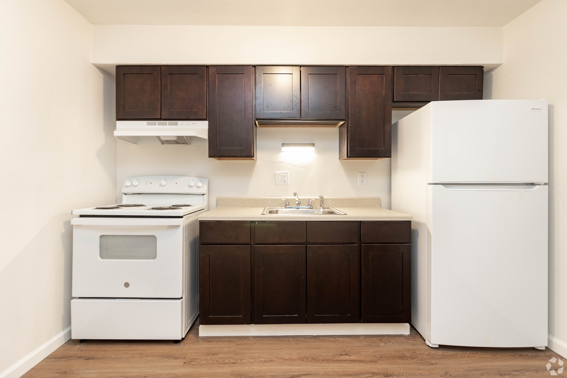 Springwood Apartments kitchen in Saint Louis, MO