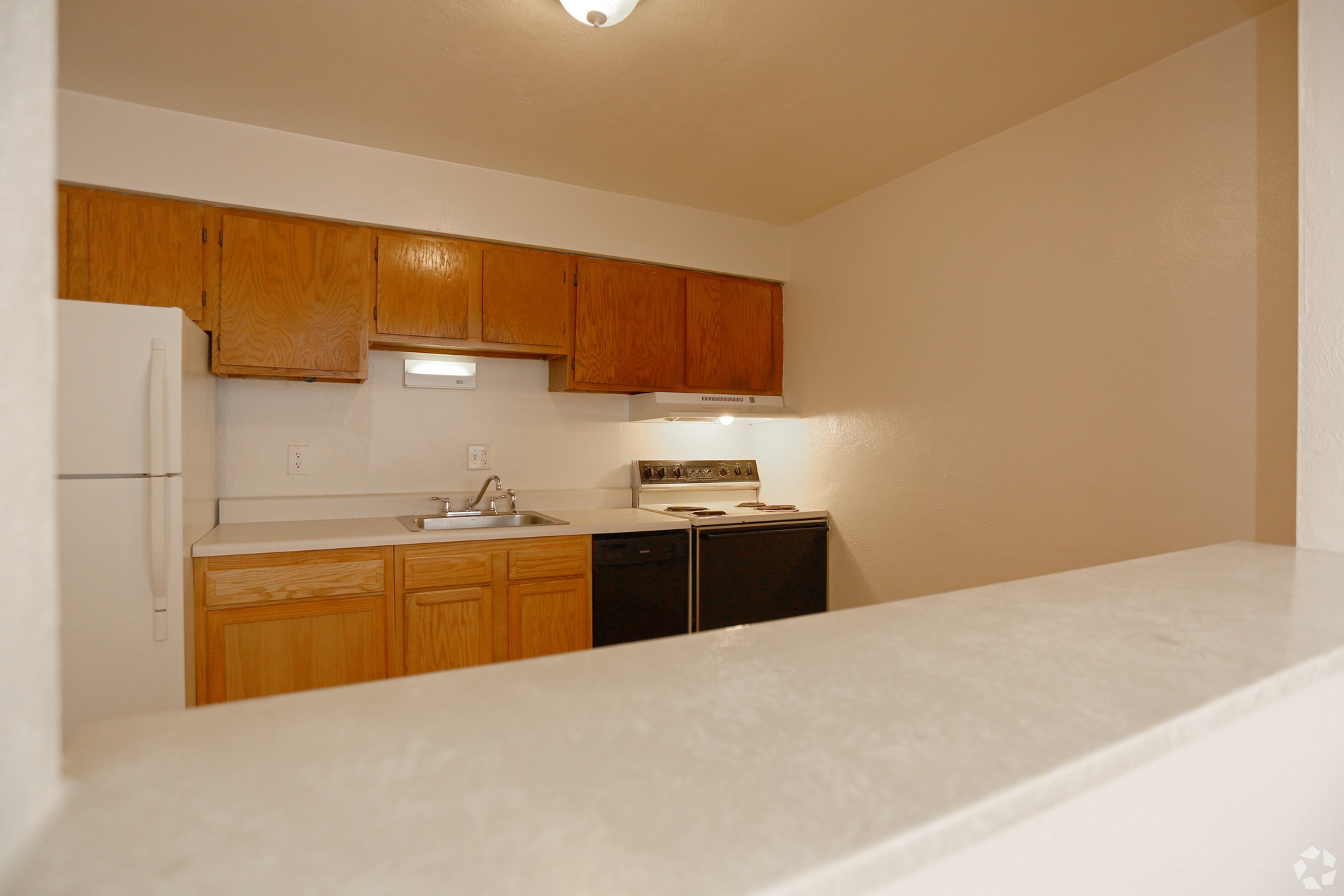 Springwood Apartments kitchen in Saint Louis, MO