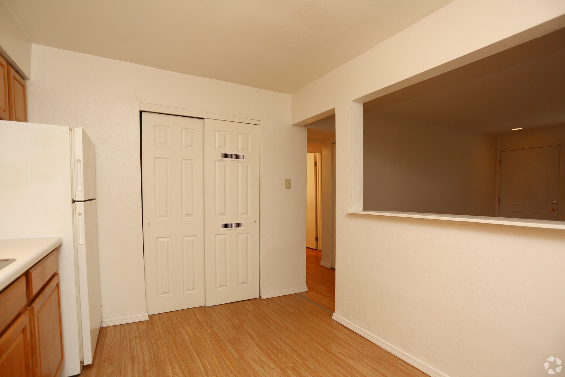 Springwood Apartments kitchen in Saint Louis, MO